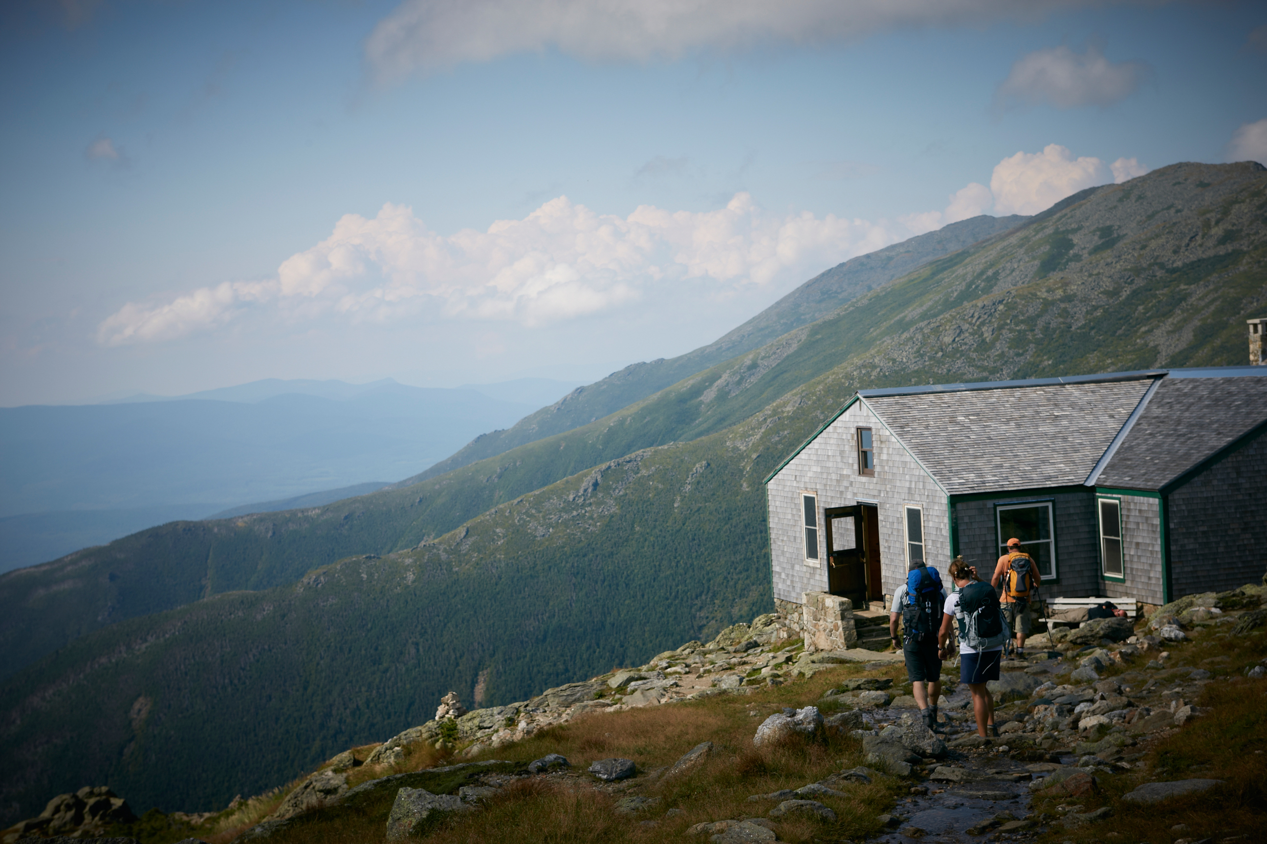 Lake Of Clouds Hut 2 Hut2Hut   Lake Of Clouds Hut 2 